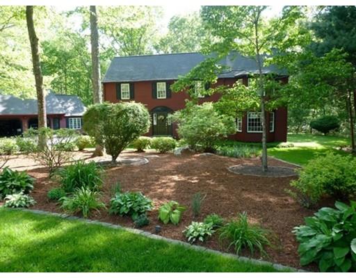 5 Lori Ln, Mendon, MA 01756 photo 2