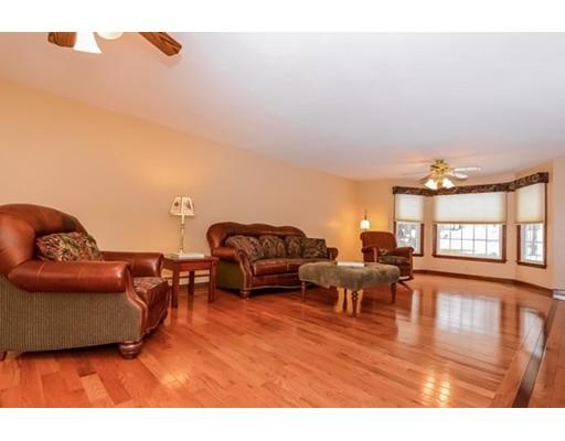 5 Lori Ln, Mendon, MA 01756 photo 12