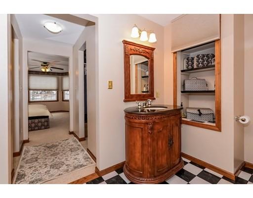 5 Lori Ln, Mendon, MA 01756 photo 17