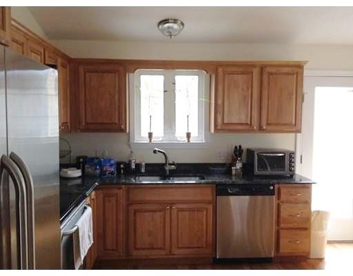 29 Chicopee St, Worcester, MA 01602 photo 5