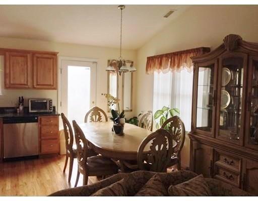 29 Chicopee St, Worcester, MA 01602 photo 6