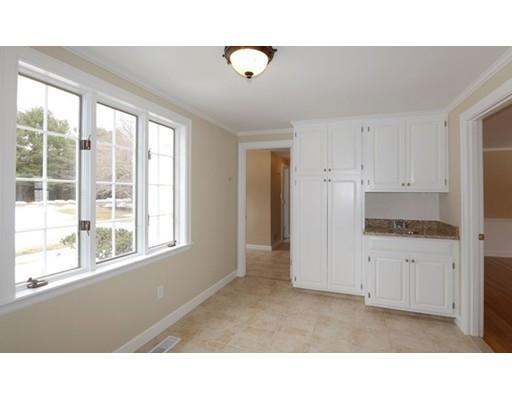 17 Aspen Rd, Weston, MA 02493 photo 11