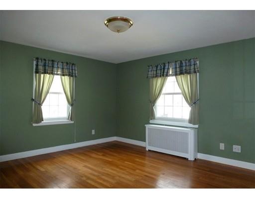 56 Bridle Path Rd, Springfield, MA 01118 photo 12