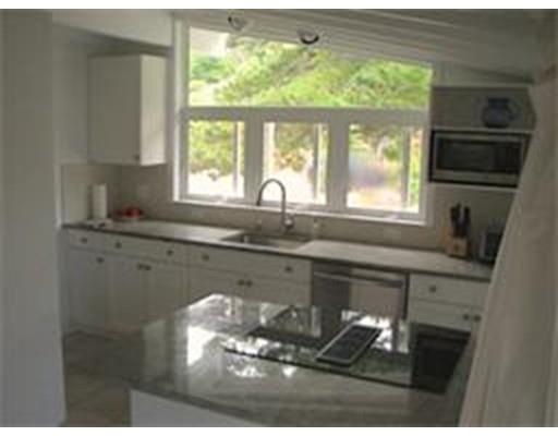 3 Bayle Ln, Gloucester, MA 01930 photo 4