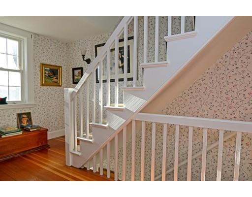 9 Butternut Ln, Gloucester, MA 01930 photo 13