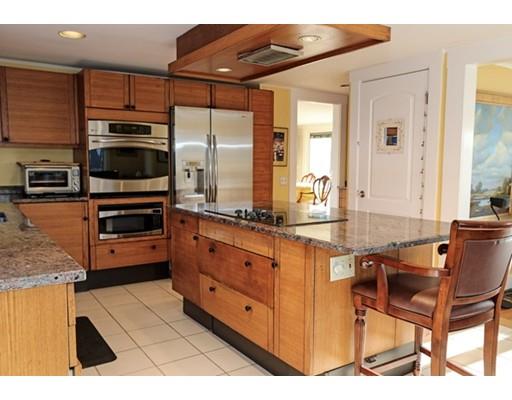 9 Butternut Ln, Gloucester, MA 01930 photo 8
