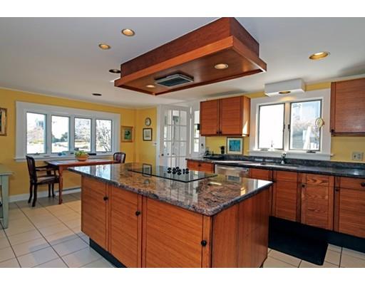 9 Butternut Ln, Gloucester, MA 01930 photo 6