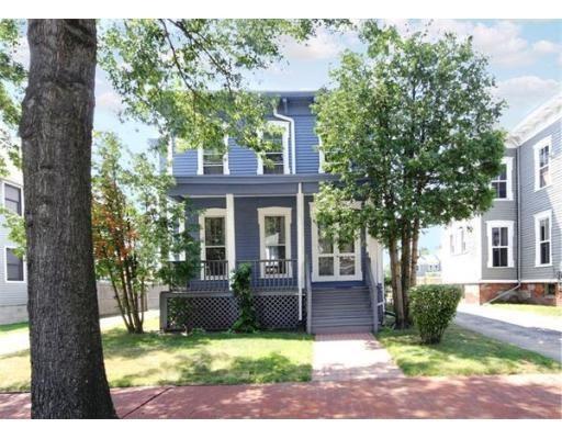 48 Thompson St, Springfield, MA 01109 photo 1