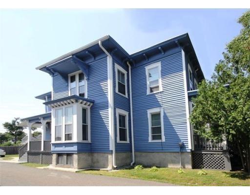 48 Thompson St, Springfield, MA 01109 photo 3
