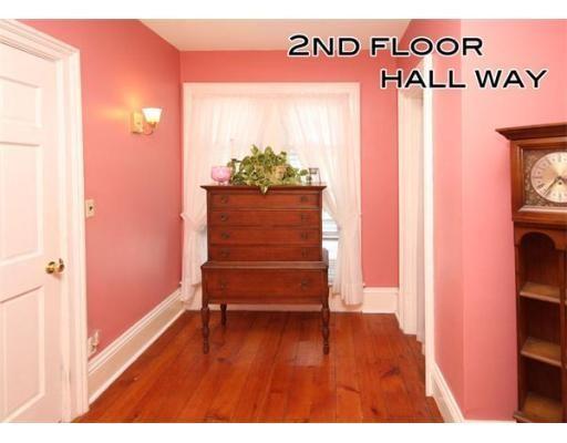 48 Thompson St, Springfield, MA 01109 photo 14