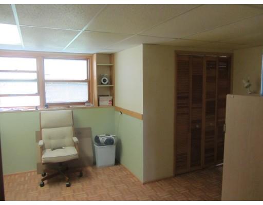 433 Ray St, Fall River, MA 02720 photo 8