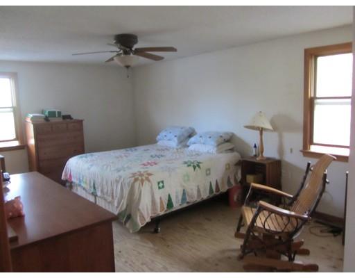 433 Ray St, Fall River, MA 02720 photo 4