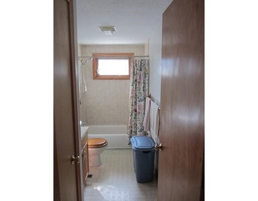433 Ray St, Fall River, MA 02720 photo 6