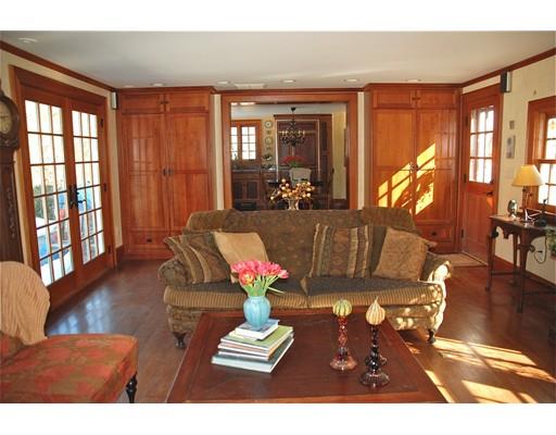 2 Beacon Ct, Acton, MA 01720 photo 2