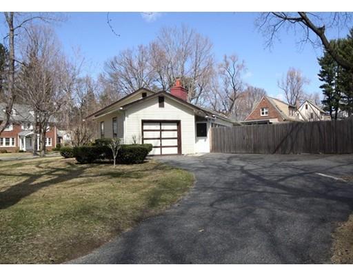 65 Shefford St, Springfield, MA 01107 photo 18