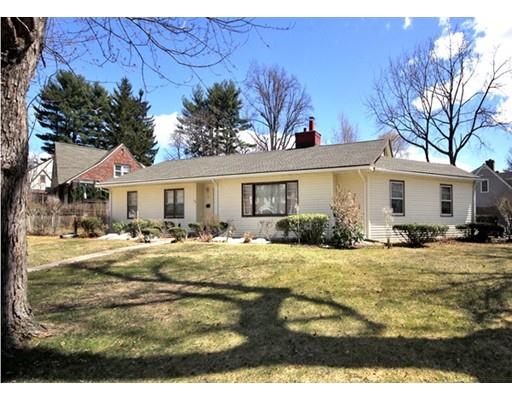 65 Shefford St, Springfield, MA 01107 photo 1