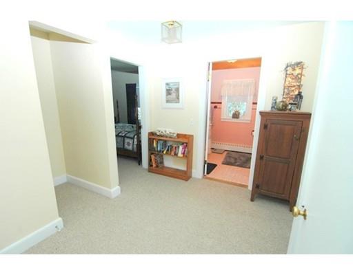 25 Woodside Ave, Buzzards Bay, MA 02532 photo 9