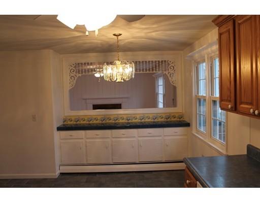 280 Forest Hills Rd, Springfield, MA 01128 photo 8