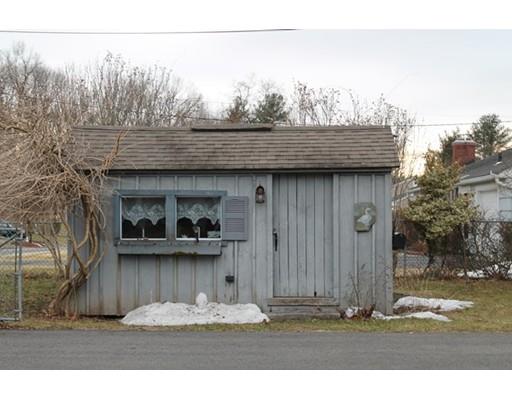 280 Forest Hills Rd, Springfield, MA 01128 photo 4