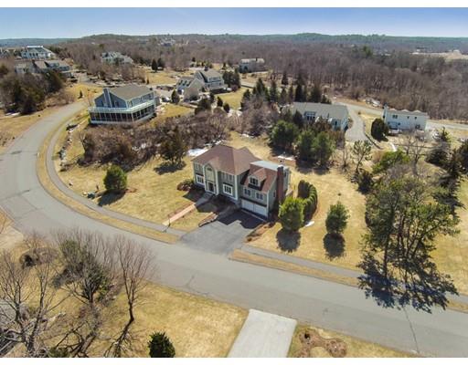 31 Castle View Dr, Gloucester, MA 01930 photo 3
