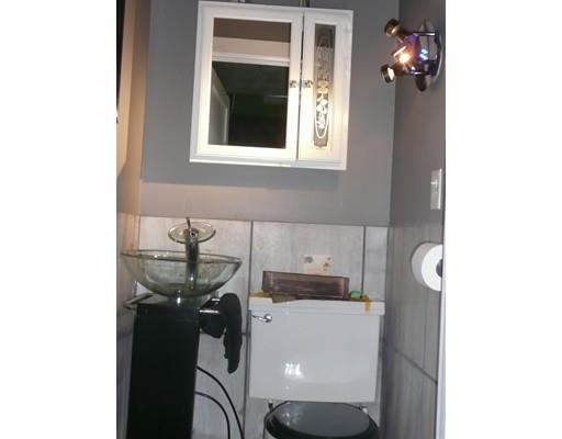 22 Margin St, Lawrence, MA 01841 photo 13