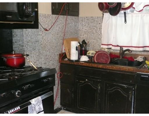 22 Margin St, Lawrence, MA 01841 photo 12