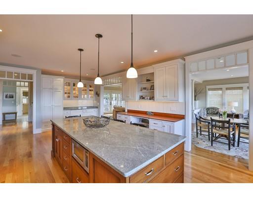 24 Mann St, Hingham, MA 02043 photo 5