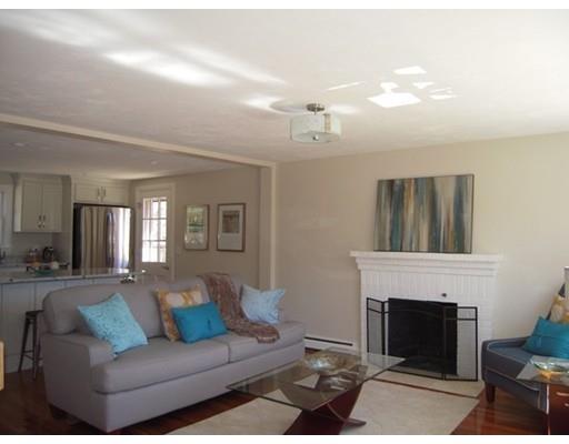 75 Robbins St, Acton, MA 01720 photo 4
