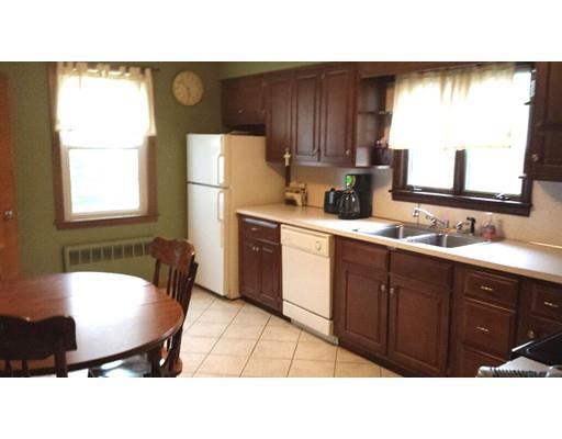 96 Hafey St, Chicopee, MA 01013 photo 6