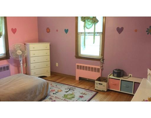 96 Hafey St, Chicopee, MA 01013 photo 8