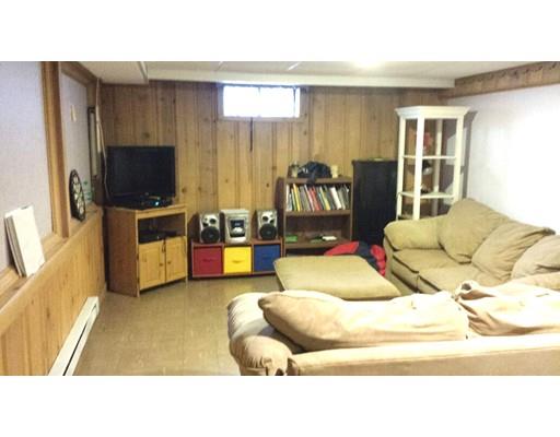 96 Hafey St, Chicopee, MA 01013 photo 17