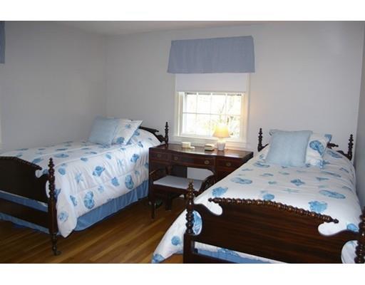 11 Hoover Rd, Hingham, MA 02043 photo 8