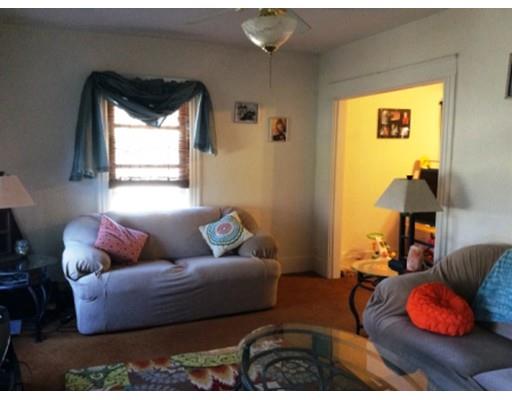 31 Athol St, Springfield, MA 01107 photo 17