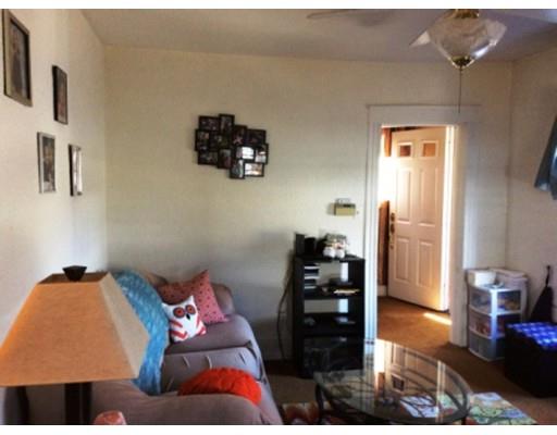 31 Athol St, Springfield, MA 01107 photo 18