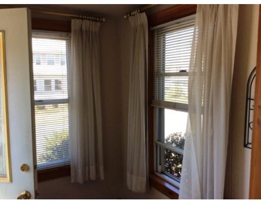 31 Athol St, Springfield, MA 01107 photo 25