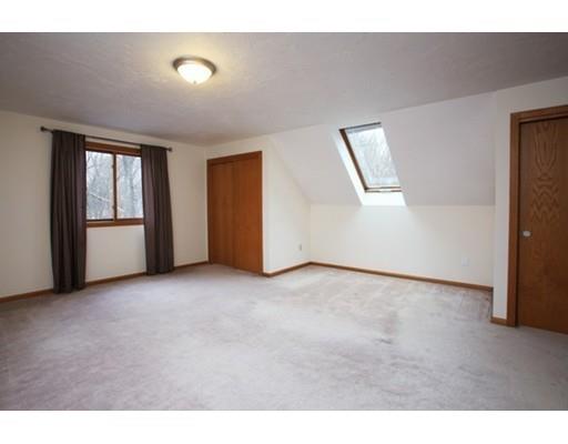 86 Concord St, Maynard, MA 01754 photo 6
