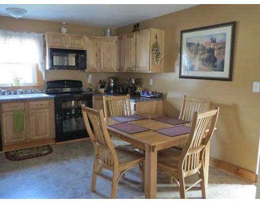 39 Ash St, Gardner, MA 01440 photo 6