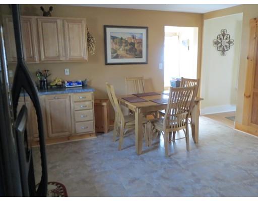 39 Ash St, Gardner, MA 01440 photo 10