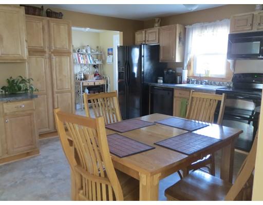 39 Ash St, Gardner, MA 01440 photo 7
