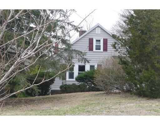 78 Charles St, Reading, MA 01867 photo 2