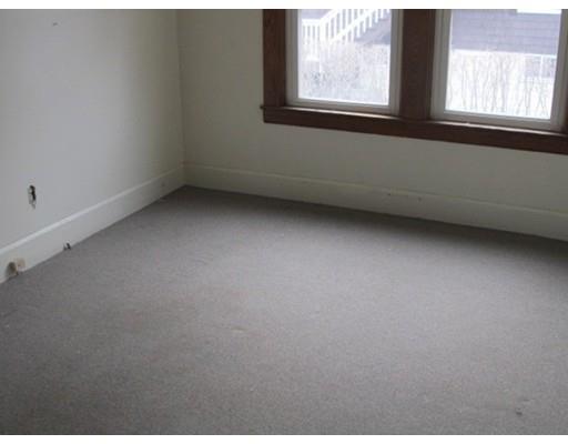 29 Nelson St, Webster, MA 01570 photo 7