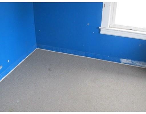 29 Nelson St, Webster, MA 01570 photo 9