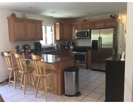 3 Shallop Ln, Wareham, MA 02571 photo 3
