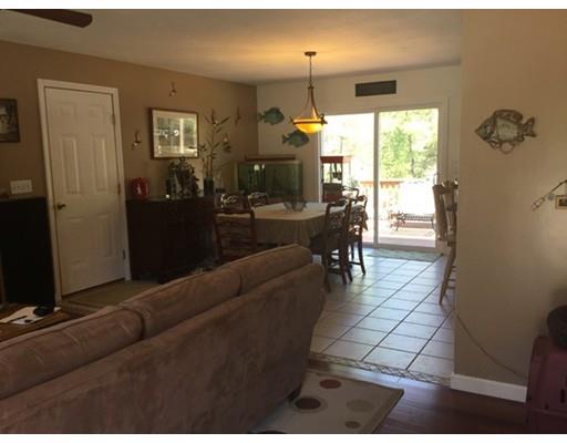 3 Shallop Ln, Wareham, MA 02571 photo 4