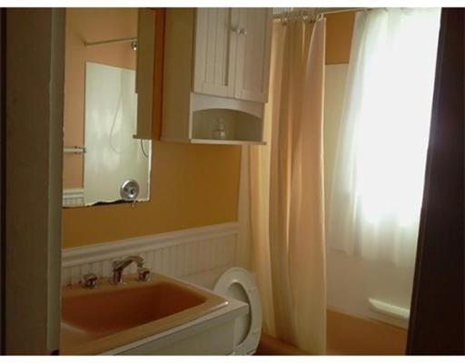 327 King Philip St, Fall River, MA 02724 photo 16