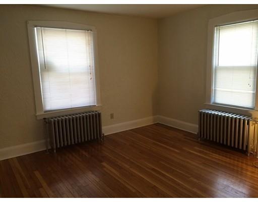 327 King Philip St, Fall River, MA 02724 photo 13