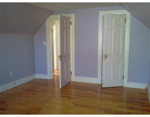 327 King Philip St, Fall River, MA 02724 photo 22