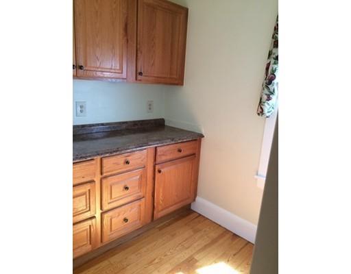 327 King Philip St, Fall River, MA 02724 photo 10