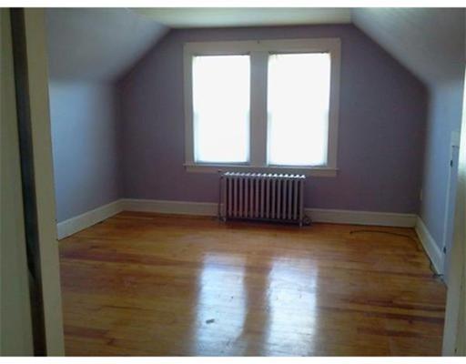 327 King Philip St, Fall River, MA 02724 photo 15