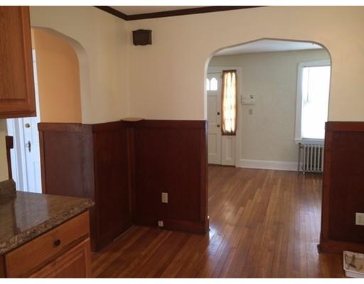 327 King Philip St, Fall River, MA 02724 photo 12